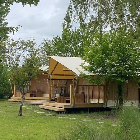 Camping Saint Michel Courtils Экстерьер фото