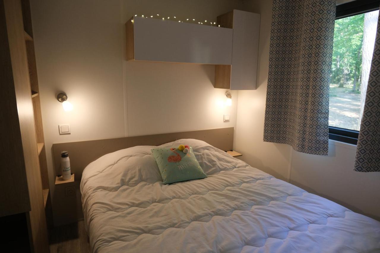 Camping Saint Michel Courtils Экстерьер фото