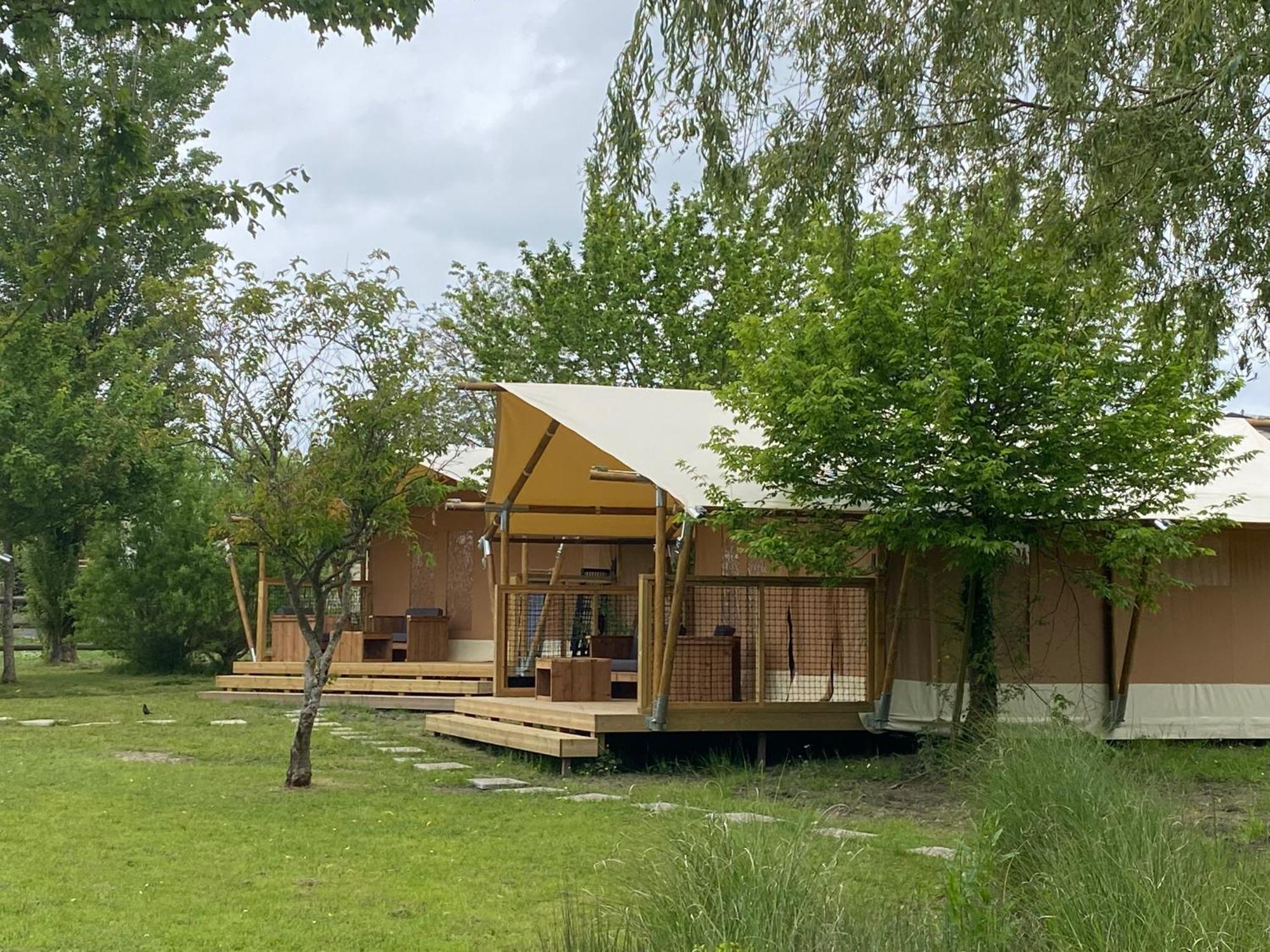 Camping Saint Michel Courtils Экстерьер фото